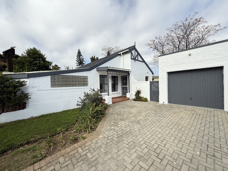 3 Bedroom Property for Sale in Van Der Stel Western Cape